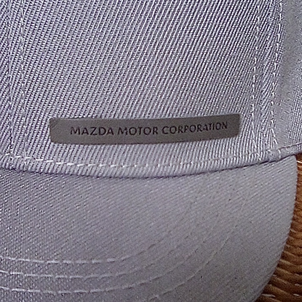 Mazda Collection ESSENCE Cap. NWT. Adjustable Back, Light Gray - Picture 2 of 4